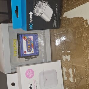 Speck Presidio Clear Earbud Case Bundle NEW